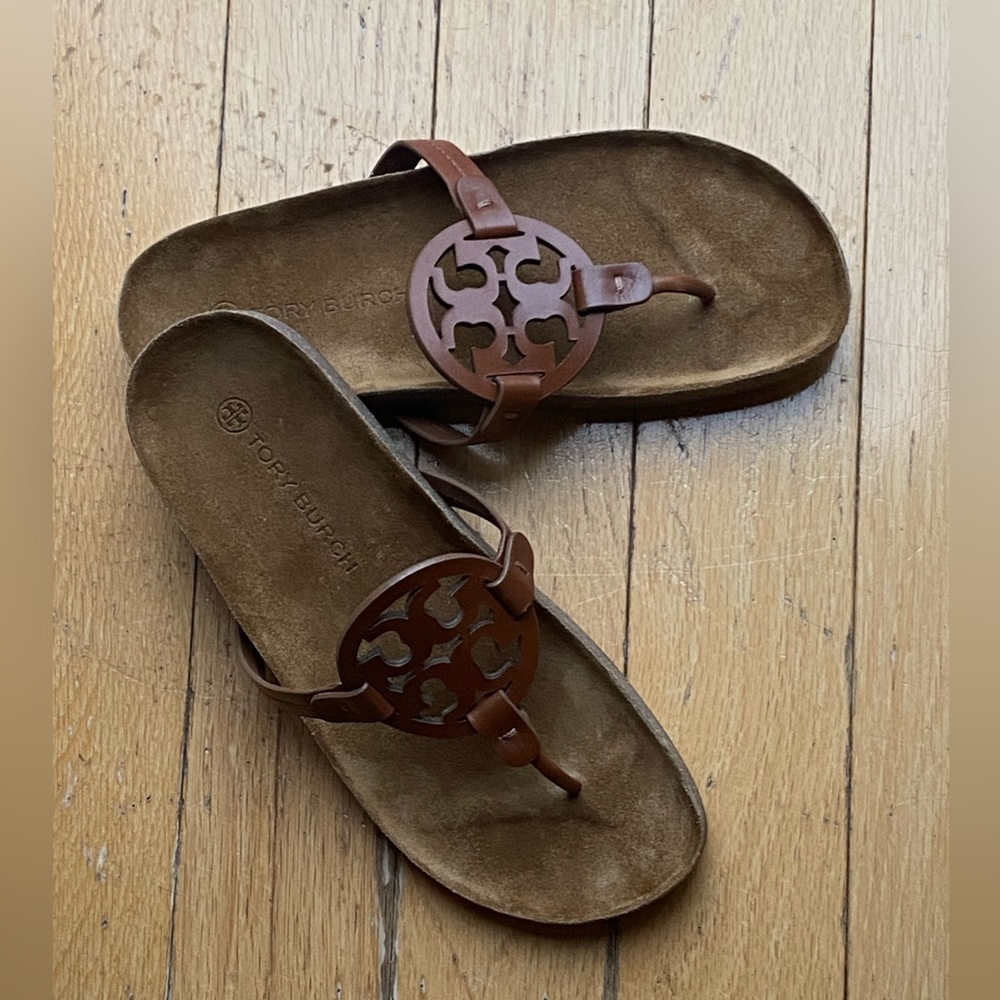 Tory Burch Miller Cloud Flat Calf Leather Sandals Brown New Size 9.5.